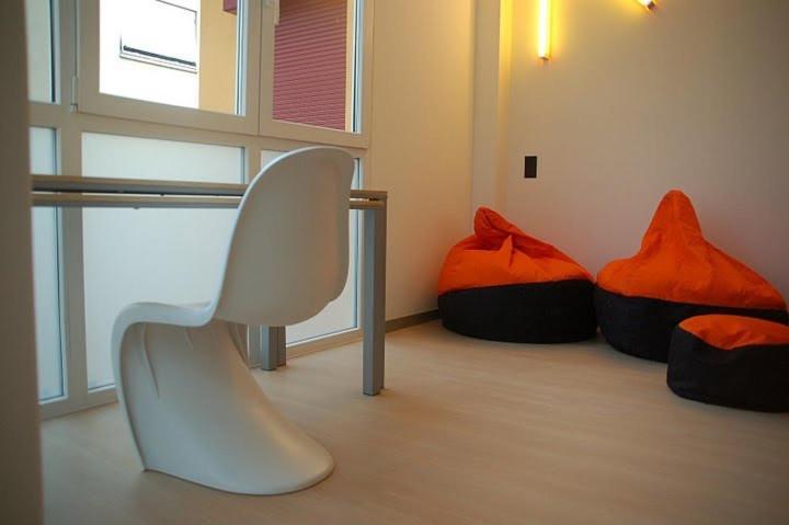 Guesthouse University By Lr - Self Check In Lugano Bagian luar foto